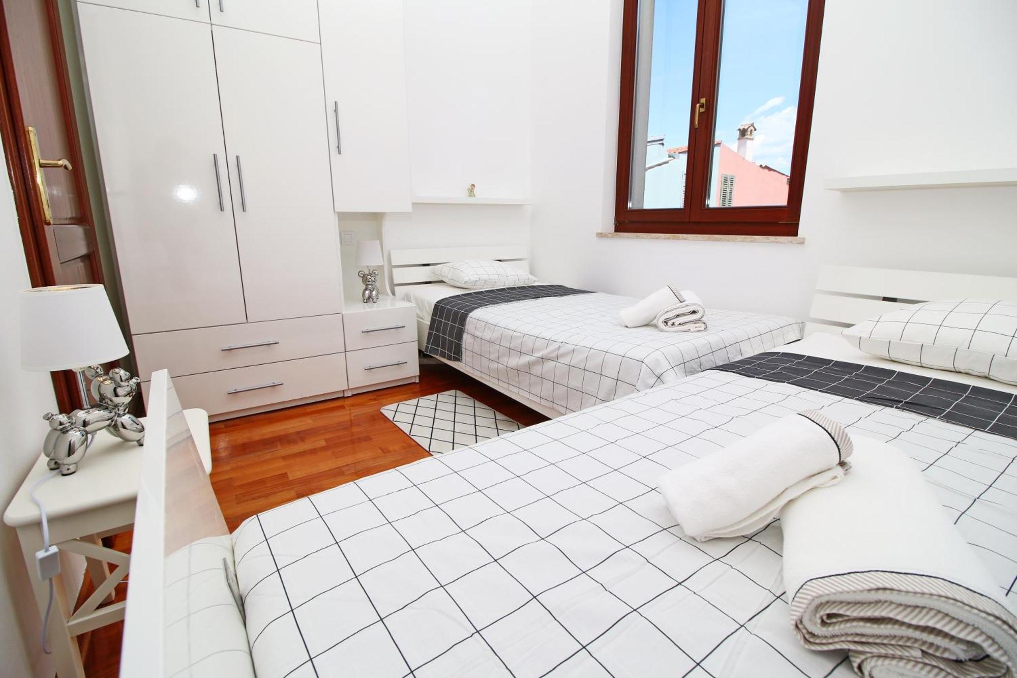 Perla Bleu 4 Apartment *